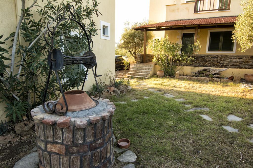 Villas Paleochora Bilik gambar